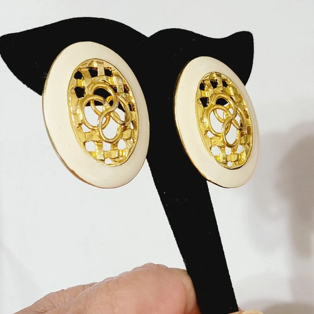 Vintage Large Enameled Oval Pierced Earrings Cream White & Gold-tone 1.5